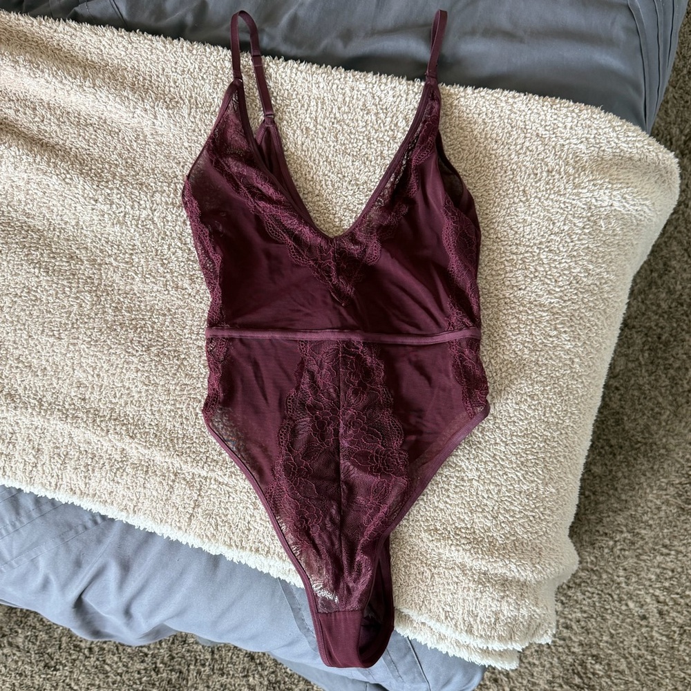 Elegant Lace Bodysuit in Deep Purple
